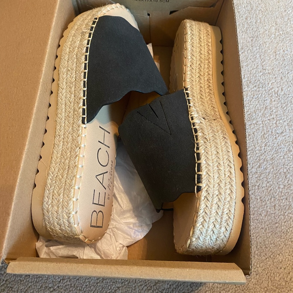New in the box Matisse Beach sandals, never worn